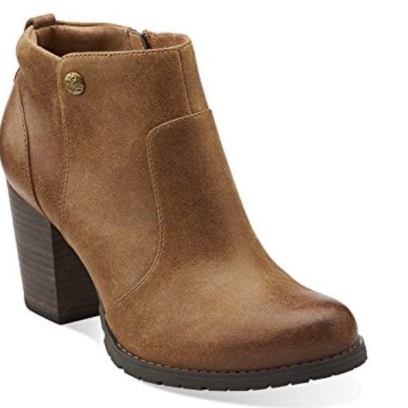 Clarks Shoes - Brand new clarks women's mission philby boot